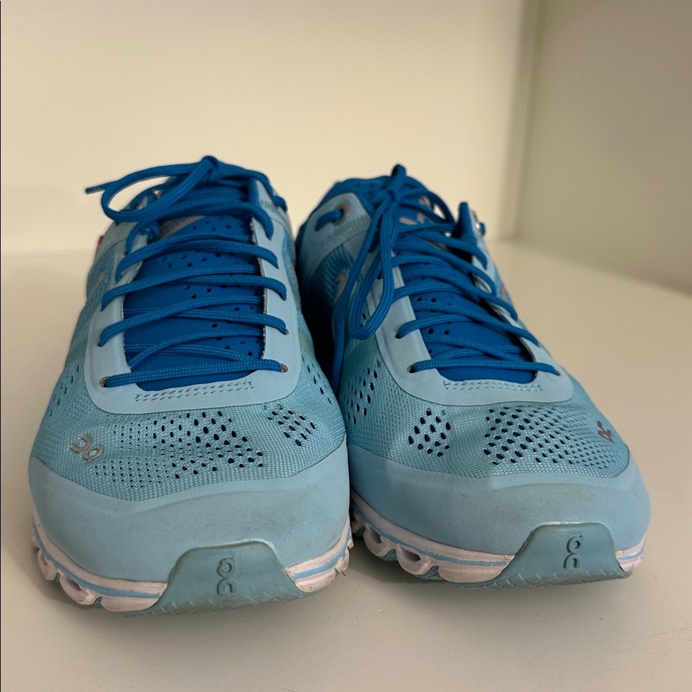 Cloudflow Woman’s Running Shoes - Picture 6 of 14